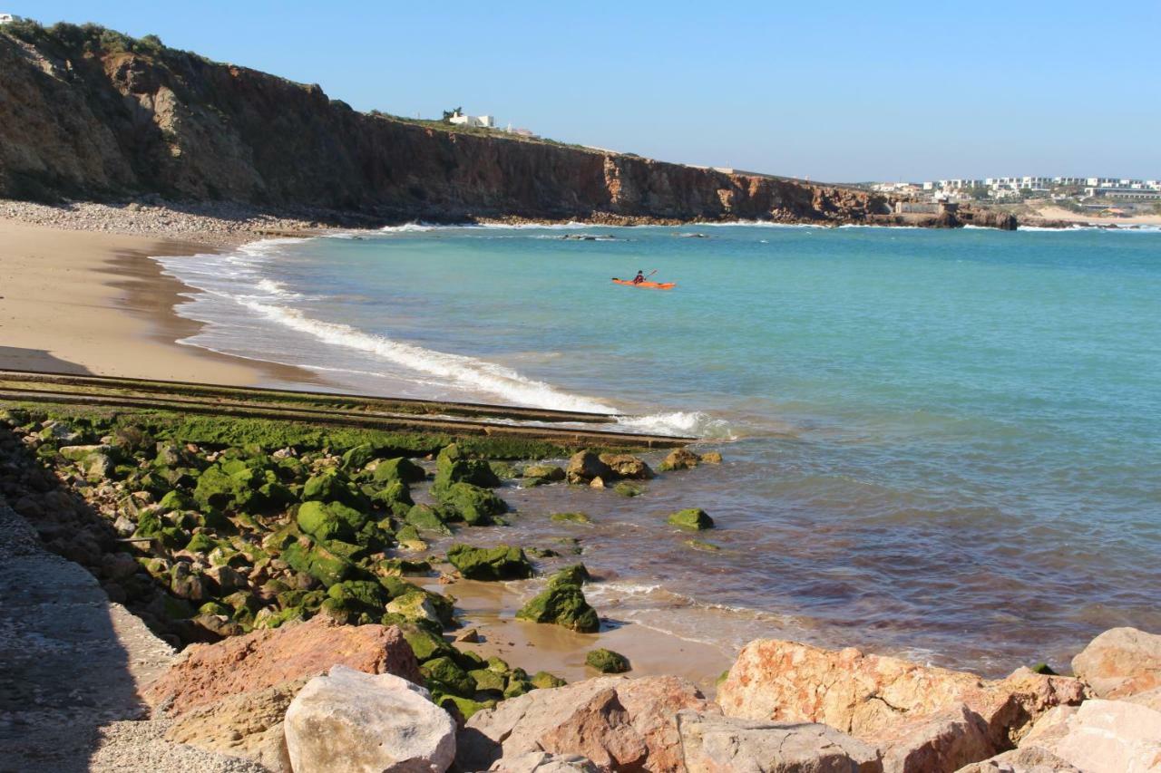Oceanus With Private Kitchen, Bathroom And Terrace 300m From The Accommodatie bij particulieren Sagres